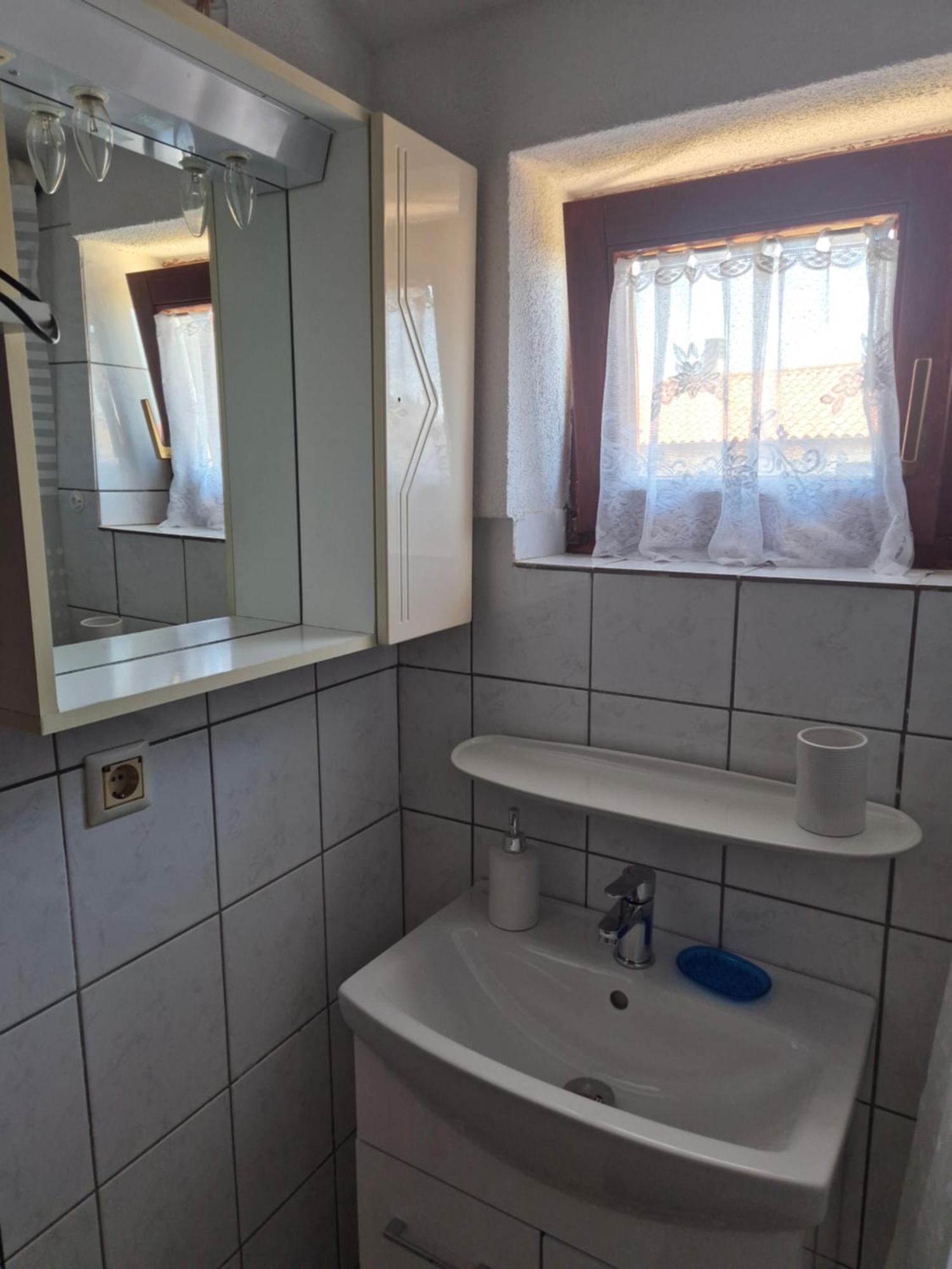 Apartman Nena Cepljani エクステリア 写真