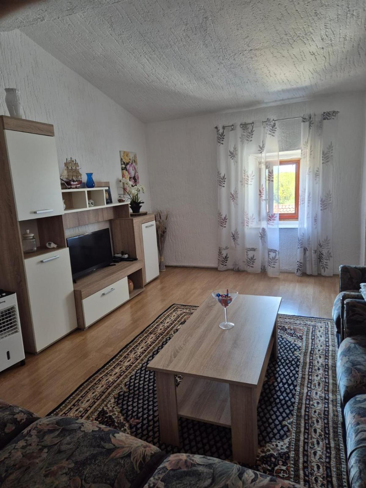 Apartman Nena Cepljani エクステリア 写真