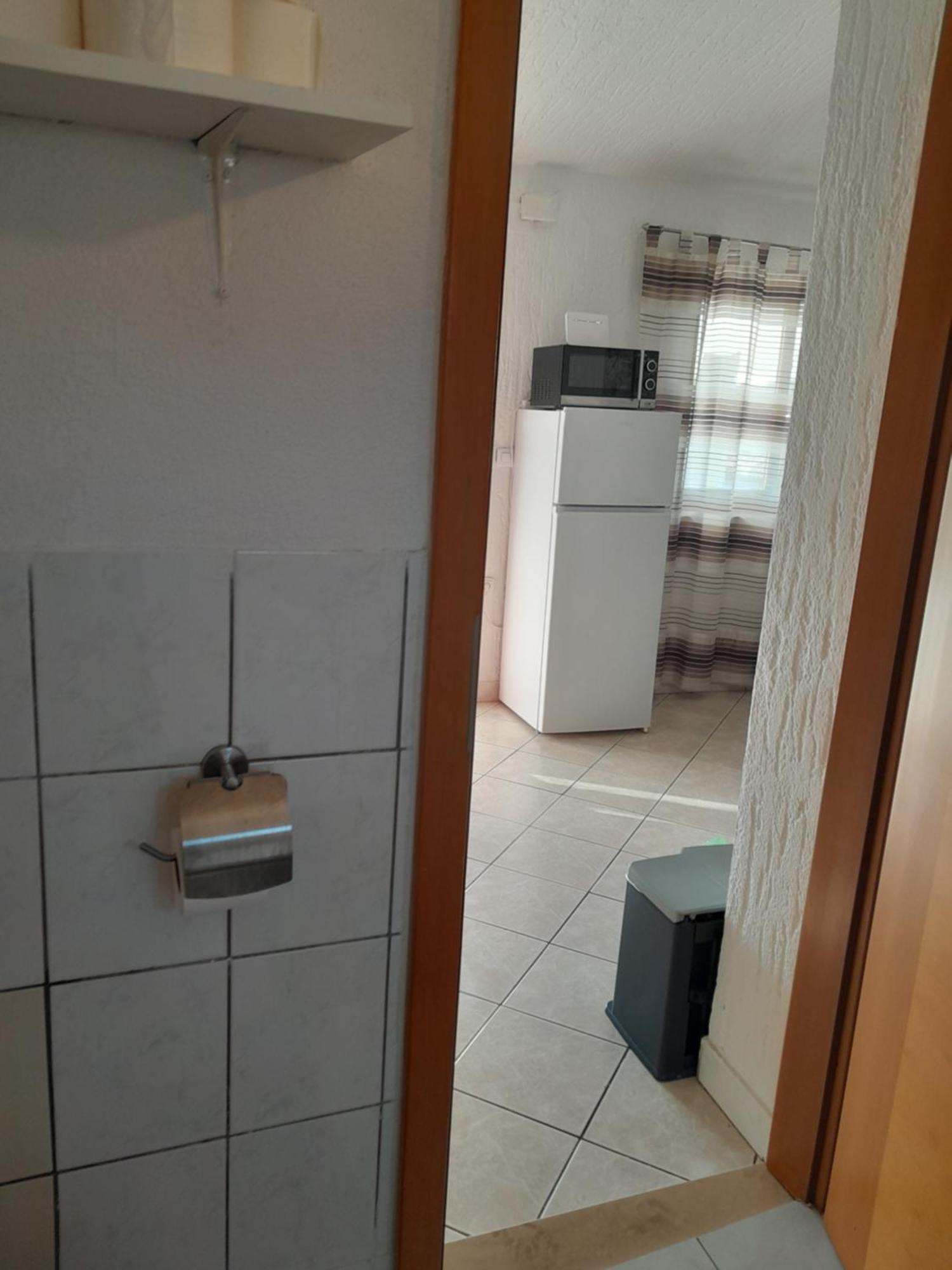 Apartman Nena Cepljani エクステリア 写真